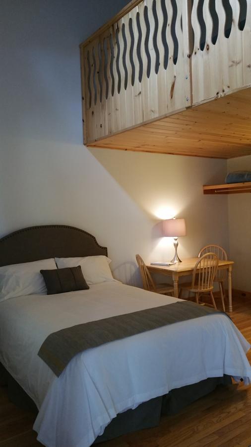 Lenroot Lodge Seeley Eksteriør billede
