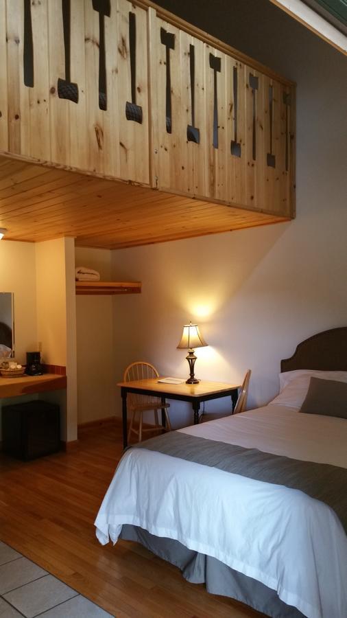 Lenroot Lodge Seeley Eksteriør billede